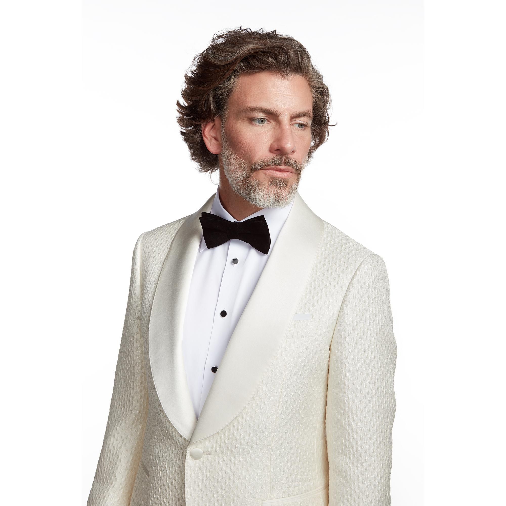 Custom Made Suits: The Smart Choice for Men Who Want More Than Just a Suit